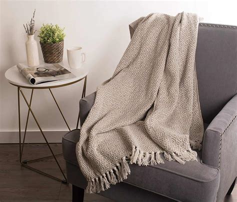 target throws and blankets|inexpensive throws and blankets.